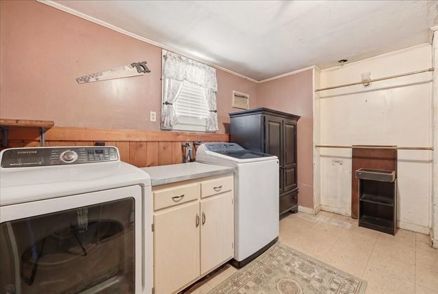 305 Plymouth St, Middleboro, MA 02346