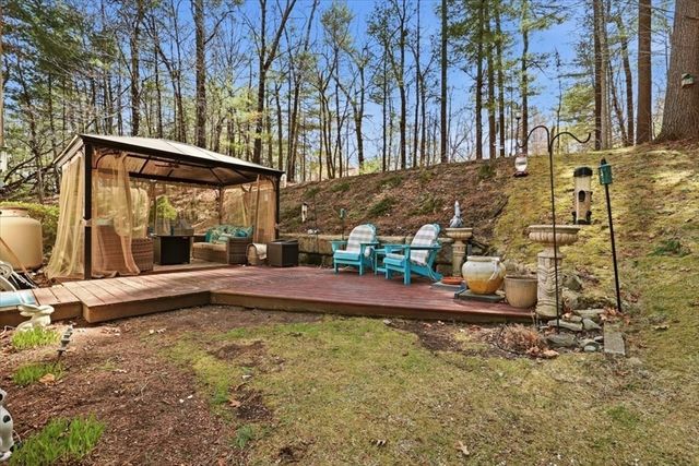 305 Plymouth St, Middleboro, MA 02346