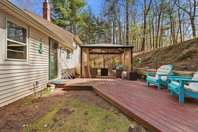 305 Plymouth St, Middleboro, MA 02346