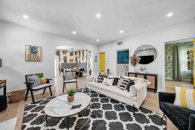 525 WESTWOOD Road, West Palm Beach, FL 33401