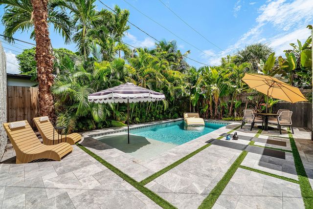 525 WESTWOOD Road, West Palm Beach, FL 33401