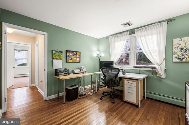 2039 BERKLEY RD, Norristown, PA 19403