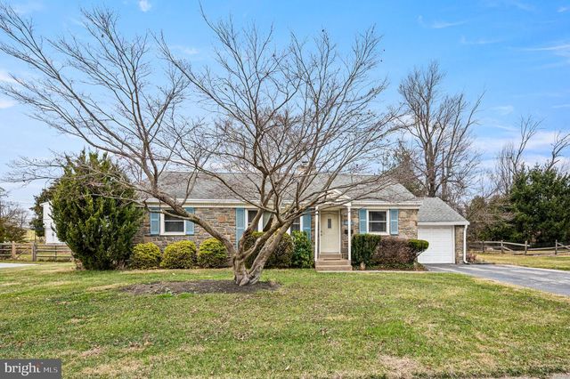 2039 BERKLEY RD, Norristown, PA 19403