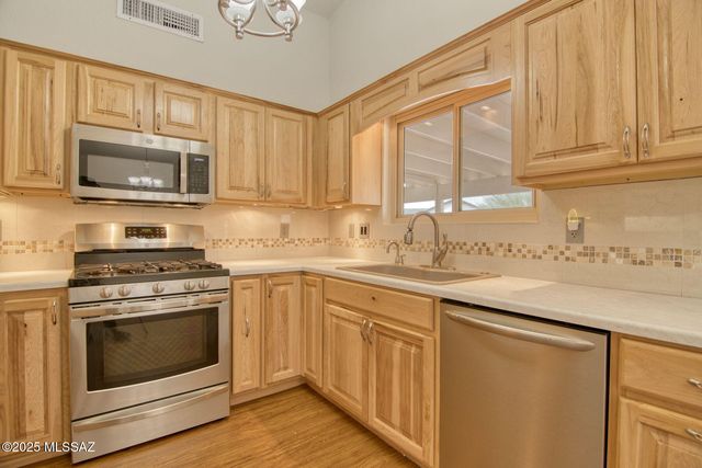 8825 E Fruit Tree Drive, Tucson, AZ 85730