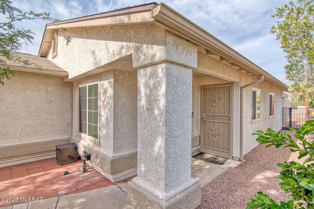 8825 E Fruit Tree Drive, Tucson, AZ 85730