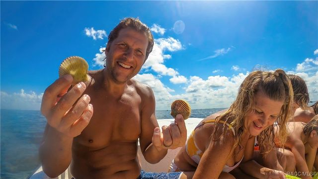 11624 W Kingfisher Court, Crystal River, FL 34429