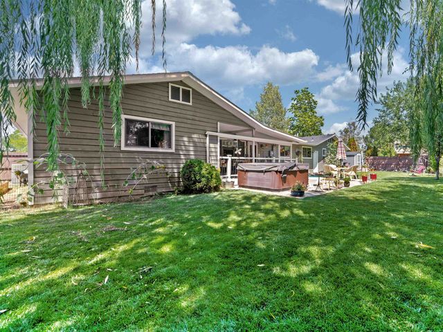 2912 Applewood Street, Grand Junction, CO 81506