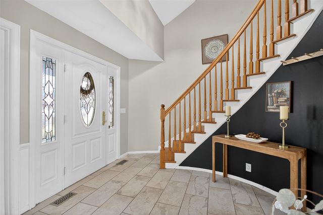 3825 W Walmont Road, Jackson, MI 49203