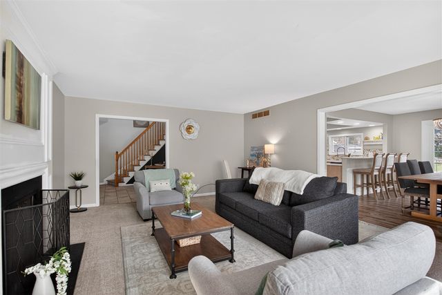 3825 W Walmont Road, Jackson, MI 49203