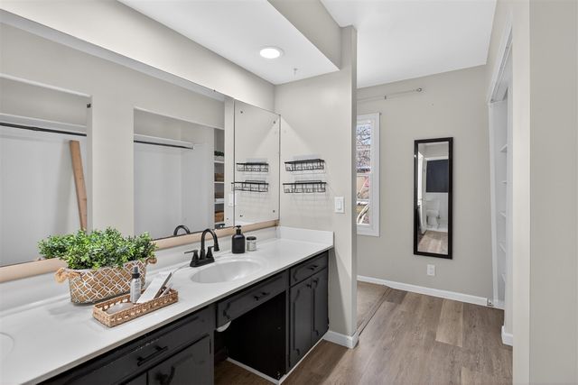 3825 W Walmont Road, Jackson, MI 49203