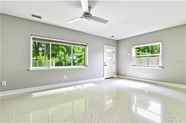 811 26TH AVENUE N, St Petersburg, FL 33704