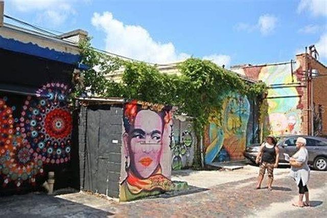 811 26TH AVENUE N, St Petersburg, FL 33704