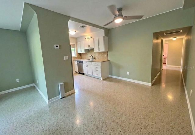 811 26TH AVENUE N, St Petersburg, FL 33704