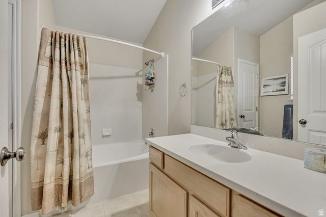 5712 W PLUMBAGO AVE, Kearns, UT 84118