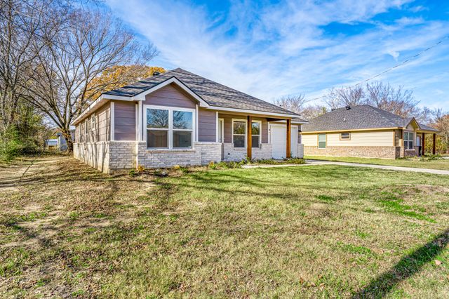 917 Redoak Drive, West Tawakoni, TX 75474