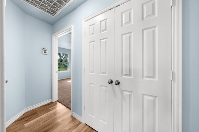 917 Redoak Drive, West Tawakoni, TX 75474