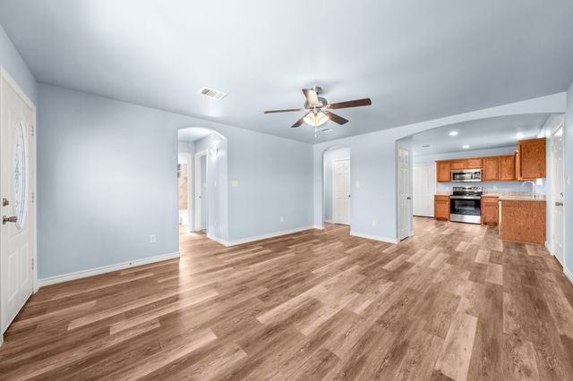 917 Redoak Drive, West Tawakoni, TX 75474