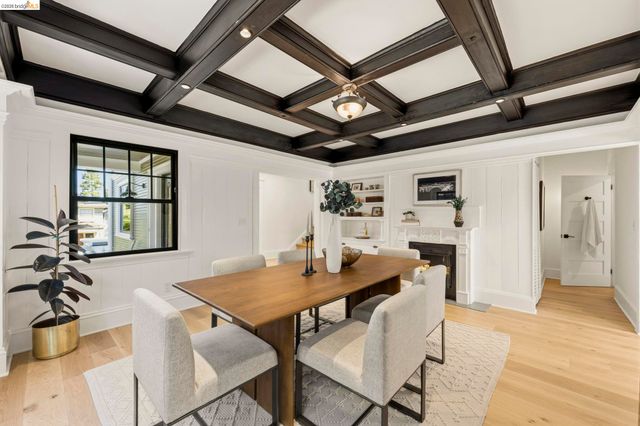3800 Harrison Street, Oakland, CA 94611