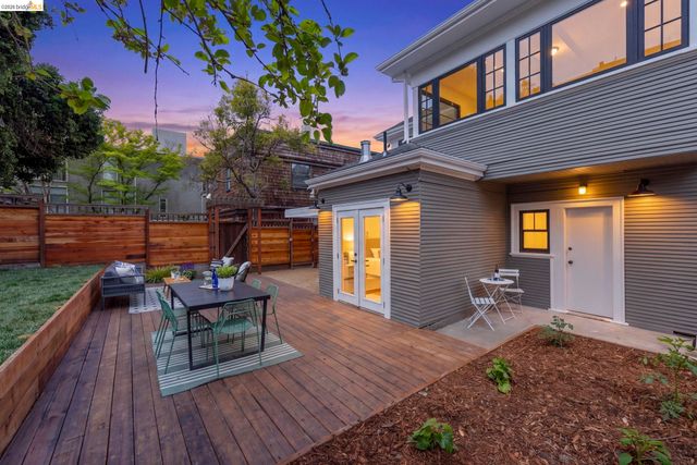 3800 Harrison Street, Oakland, CA 94611
