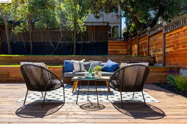 3800 Harrison Street, Oakland, CA 94611