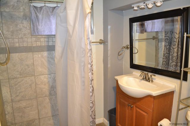 2310 DUFF AVE, Cheyenne, WY 82001