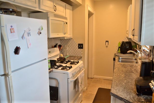 2310 DUFF AVE, Cheyenne, WY 82001