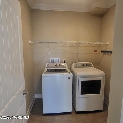 35 Abbey Road, Tinton Falls, NJ 07753