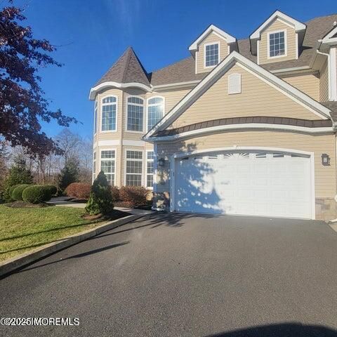 35 Abbey Road, Tinton Falls, NJ 07753