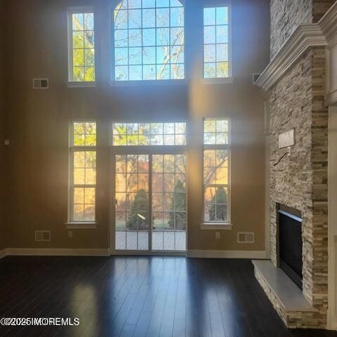 35 Abbey Road, Tinton Falls, NJ 07753