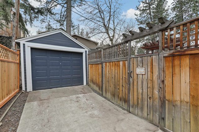 441 W Shoshone Pl, Spokane, WA 99203