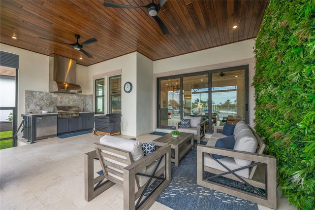 3034 CHRISTOPHERS WATCH LANE, Ruskin, FL 33570