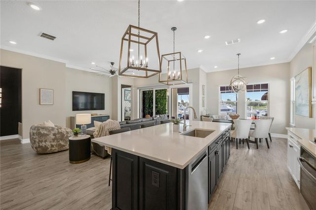 3034 CHRISTOPHERS WATCH LANE, Ruskin, FL 33570