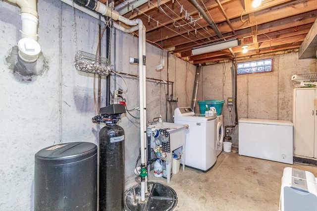 N5016 DEPOT ROAD, New London, WI 54961