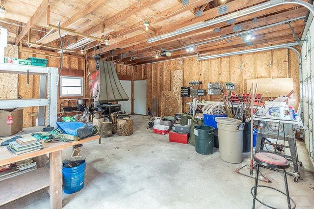 N5016 DEPOT ROAD, New London, WI 54961