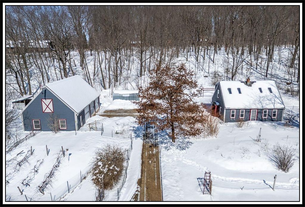 N5016 DEPOT ROAD, New London, WI 54961