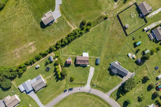 148 Rileys Bend Rd, Lynchburg, TN 37352