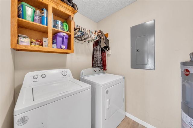 148 Rileys Bend Rd, Lynchburg, TN 37352