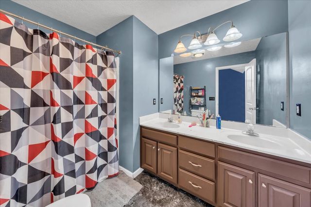 148 Rileys Bend Rd, Lynchburg, TN 37352