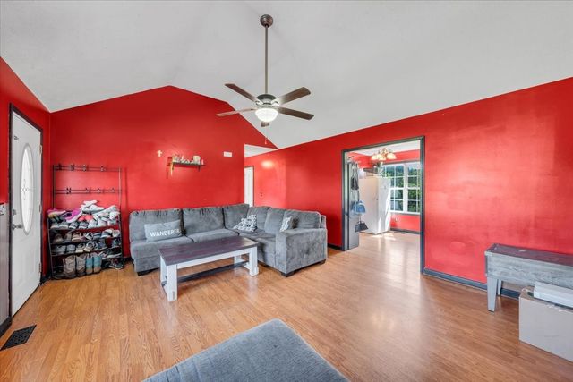 148 Rileys Bend Rd, Lynchburg, TN 37352