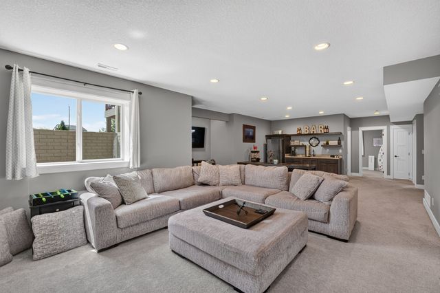 2912 Partlow Street, Norwalk, IA 50211