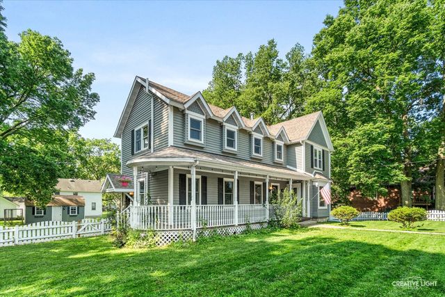 125 E Lasalle Street, Somonauk, IL 60552