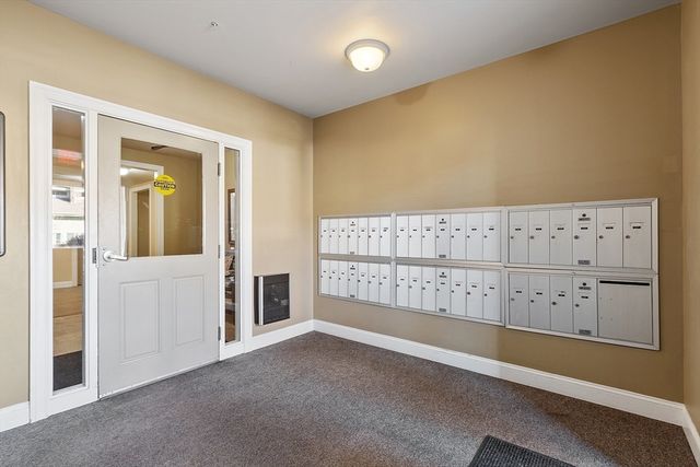 3 Harvest Dr 107, North Andover, MA 01845