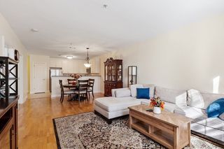 3 Harvest Dr 107, North Andover, MA 01845