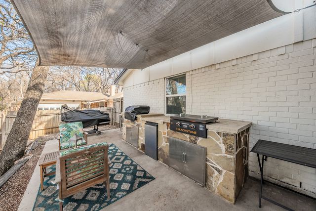 7625 Hightower Drive, North Richland Hills, TX 76182