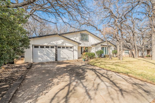 7625 Hightower Drive, North Richland Hills, TX 76182