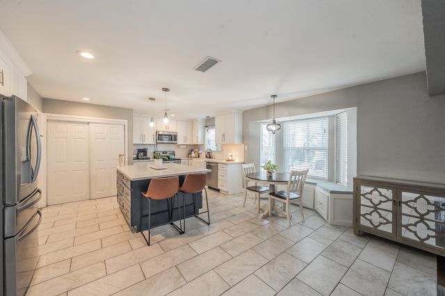 7625 Hightower Drive, North Richland Hills, TX 76182