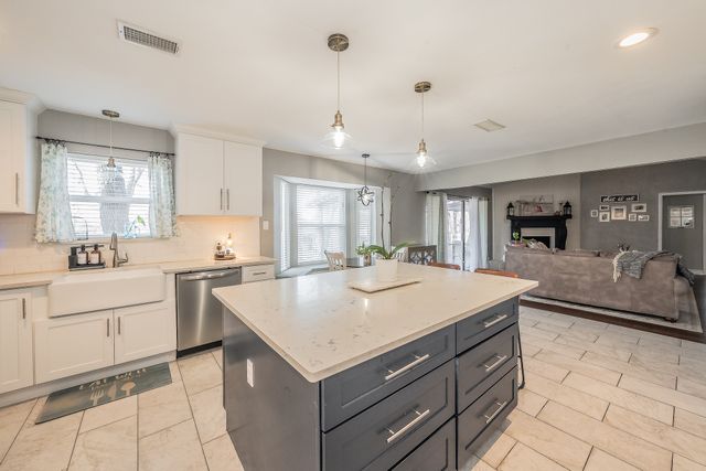 7625 Hightower Drive, North Richland Hills, TX 76182