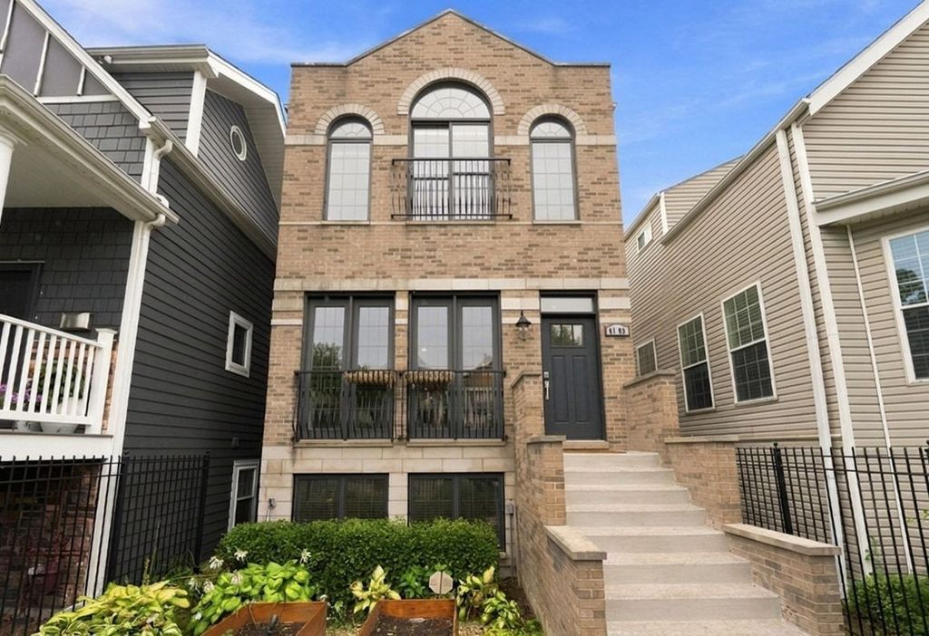 4106 N Saint Louis Avenue, Chicago, IL 60618 — exterior
