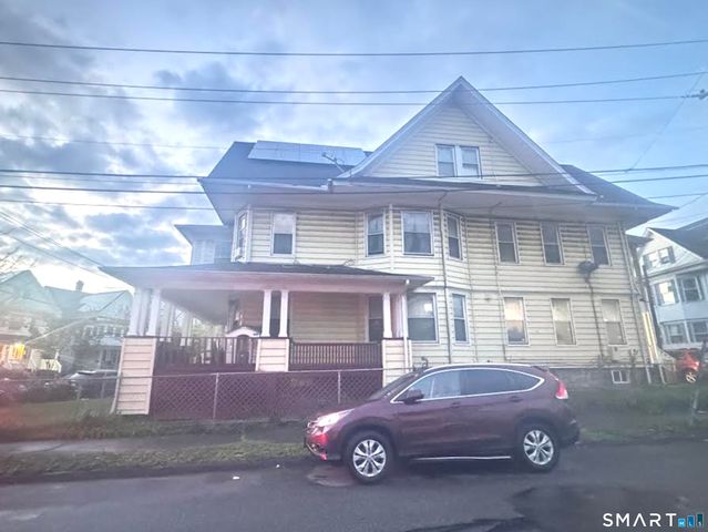 664-666 Iranistan Avenue, Bridgeport, CT 06604