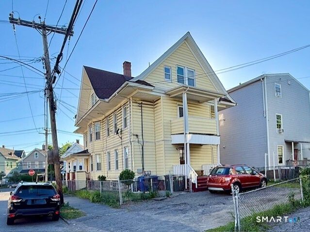 664-666 Iranistan Avenue, Bridgeport, CT 06604